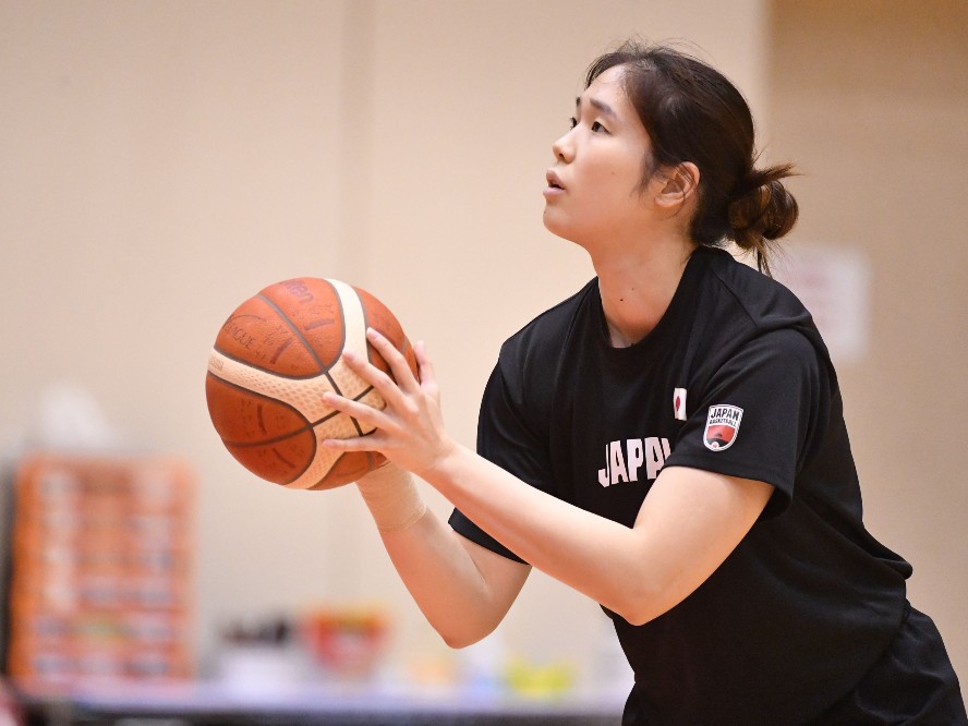 最年少組としてリオ五輪に出場したバスケ日本代表の長岡萌映子、中堅となった今は「いろいろなことにチャレンジできている」
