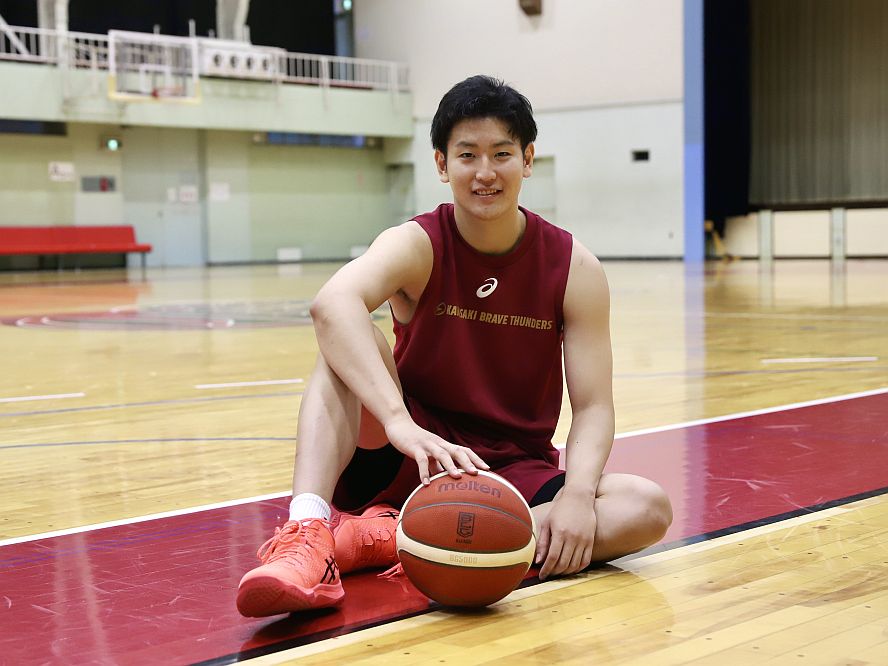 前田悟はさらなる成長を誓い川崎ブレイブサンダースへ「日本で一番のシューターになりたい、そのためにステップアップしたい」 - バスケット・カウント |  Basket Count