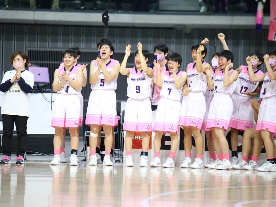 Jr.ウインターカップ女子は「日本で一番楽しんだチーム」、メリノール学院が堅守速攻のバスケで京都精華学園を破る