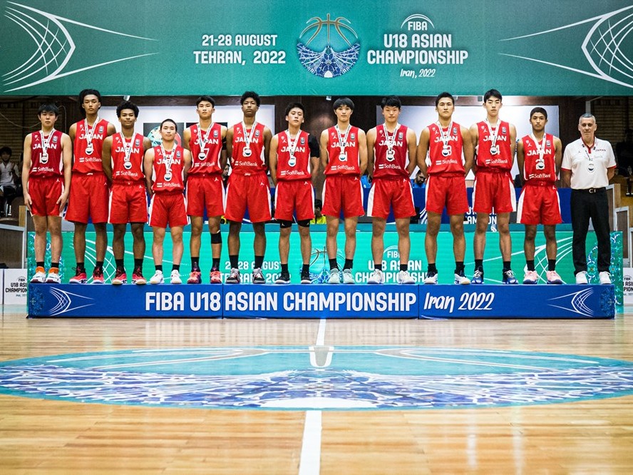 バスケU18アジア選手権に挑んだ男子日本代表、決勝で韓国代表に4点差で敗れ準優勝で大会を終える
