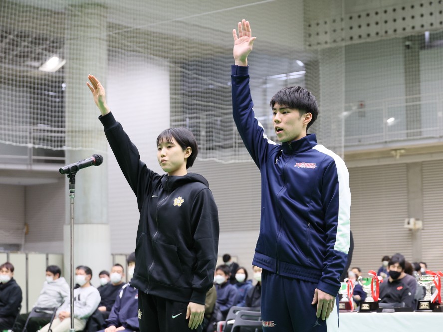 明日開幕するウインターカップの開会式が開催、前回大会優勝の福岡大学附属大濠と桜花学園の両キャプテンが選手宣誓