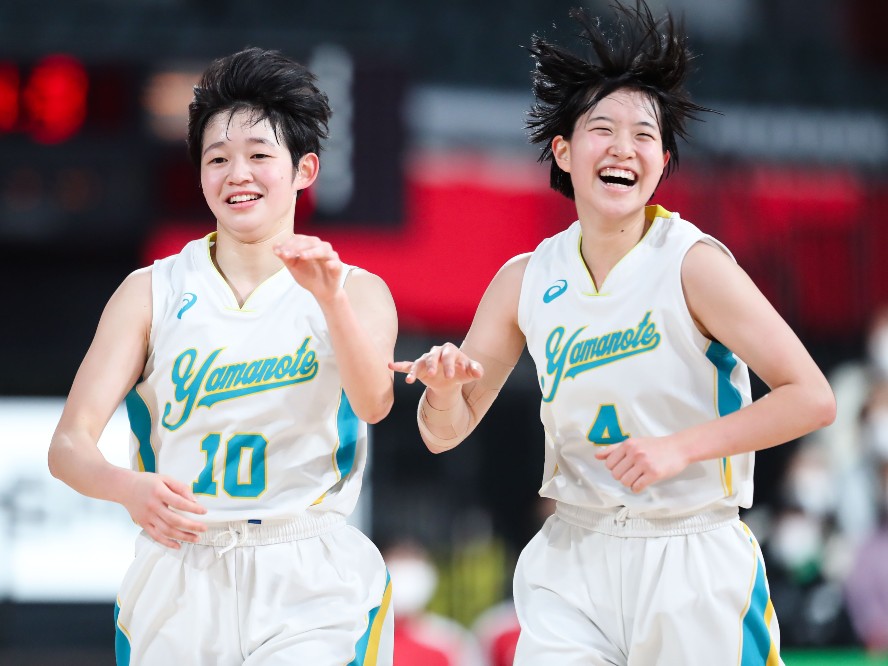 トランジションと要所の3ポイントシュートで岐阜女子を圧倒、札幌山の手が2011年以来のウインターカップ決勝進出